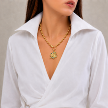 Load image into Gallery viewer, Lucky Clover Necklace