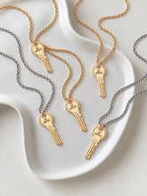Cargar imagen en el visor de la galería, Necklace Open