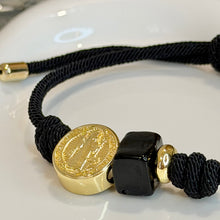 Load image into Gallery viewer, Bracelet Saint Benedict Knot