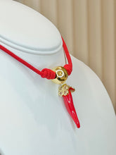 Load image into Gallery viewer, Necklace Lucky & Love Knot