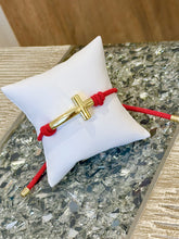 Load image into Gallery viewer, Bracelet Red Faith Knot