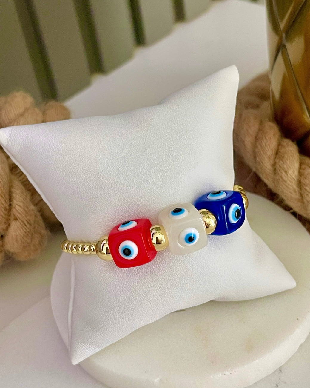 Bracelet Cube Eyes