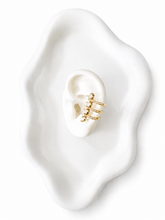 Load image into Gallery viewer, Gold Glow Ear Cuff
