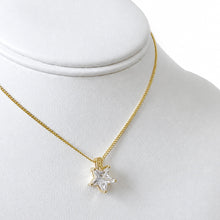 Load image into Gallery viewer, Necklace Star Glow
