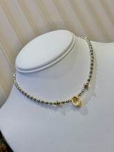 Cargar imagen en el visor de la galería, Glow Initial Choker
