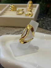 Load image into Gallery viewer, Olga Ring
