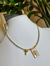 Cargar imagen en el visor de la galería, Glow Scapular Guadalupe Choker
