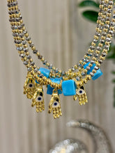 Load image into Gallery viewer, Choker Hamsa Glow
