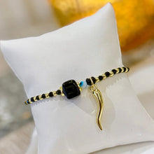 Load image into Gallery viewer, Bracelet Black Lucky
