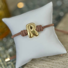 Load image into Gallery viewer, Bracelet Initial Knot
