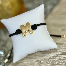 Load image into Gallery viewer, Bracelet Initial Knot
