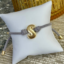 Load image into Gallery viewer, Bracelet Initial Knot
