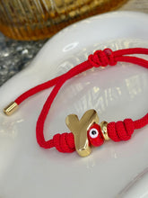 Load image into Gallery viewer, Bracelet Red Initial Eye Knot
