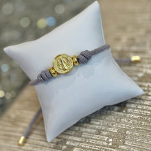 Load image into Gallery viewer, Bracelet Saint Benedict Knot
