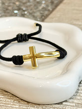 Load image into Gallery viewer, Bracelet Black Faith Knot
