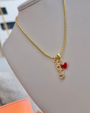 Cargar imagen en el visor de la galería, Mom Necklace
