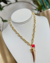 Cargar imagen en el visor de la galería, Lucky Horn Necklace
