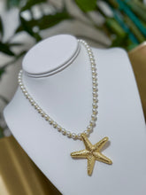 Cargar imagen en el visor de la galería, Marina Star Necklace
