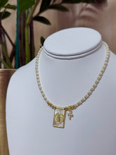 Cargar imagen en el visor de la galería, Perlini Scapular Choker
