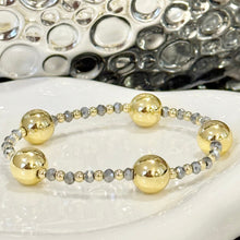 Load image into Gallery viewer, Bracelet Balinas Glow
