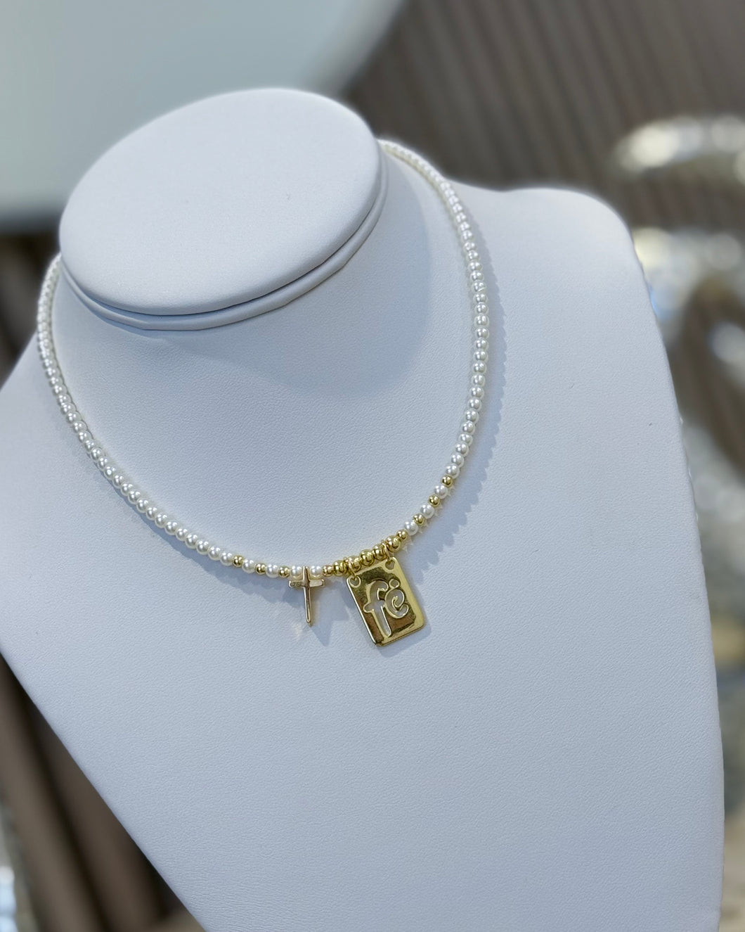 Choker Fe Perlini